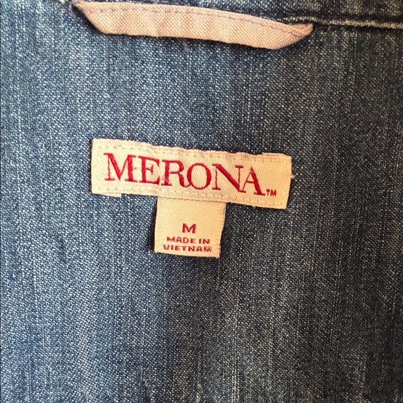 Merona Blue Denim Sleeveless Button-Down Shirt - Picture 3 of 5